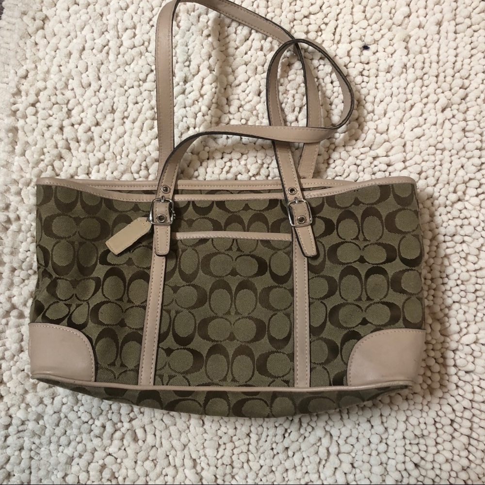Coach purse